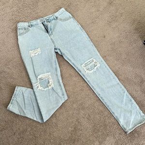 NWOT Pink Lily Distressed Mom Jeans